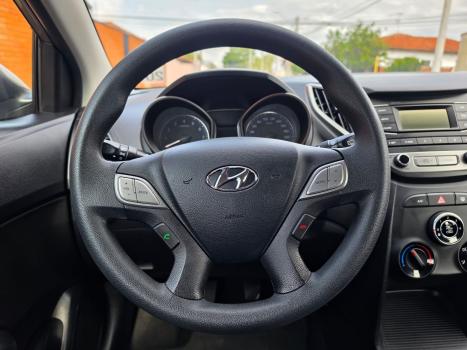 HYUNDAI HB 20 Hatch 1.6 16V 4P FLEX COMFORT PLUS, Foto 14