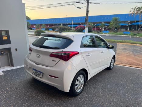 HYUNDAI HB 20 Hatch 1.0 12V 4P FLEX COMFORT, Foto 3