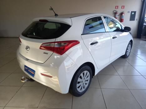 HYUNDAI HB 20 Hatch 1.0 12 V 4P FLEX COMFORT STYLE, Foto 4