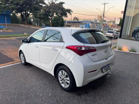 HYUNDAI HB 20 Hatch 1.6 16V 4P FLEX COMFORT, Foto 4