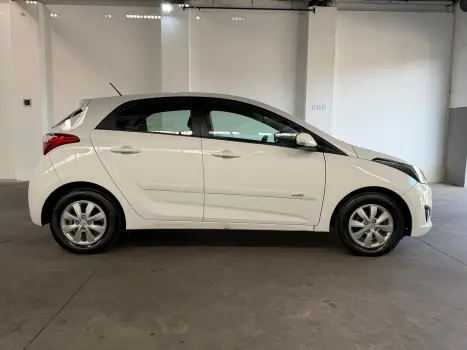 HYUNDAI HB 20 Hatch 1.0 12V 4P FLEX COMFORT, Foto 4