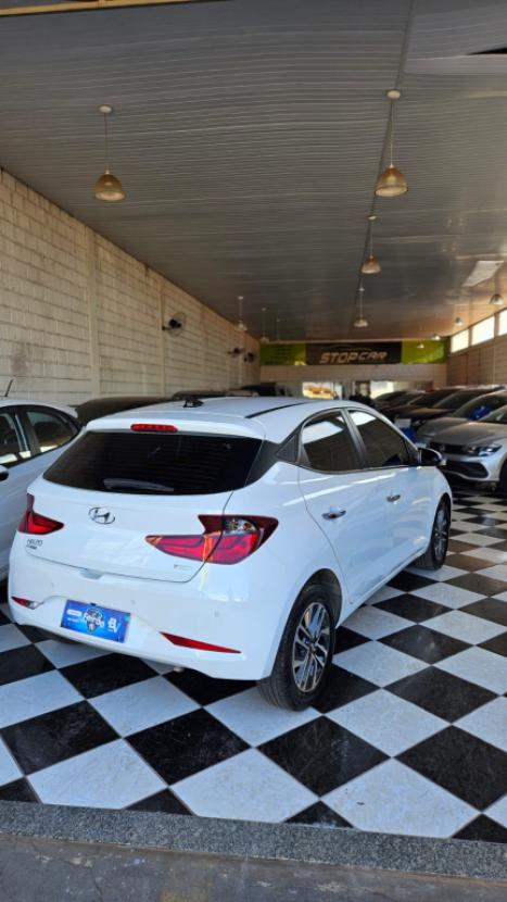 HYUNDAI HB 20 Hatch 1.0 12V 4P FLEX TGDI TURBO DIAMOND PLUS AUTOM�TICO, Foto 4