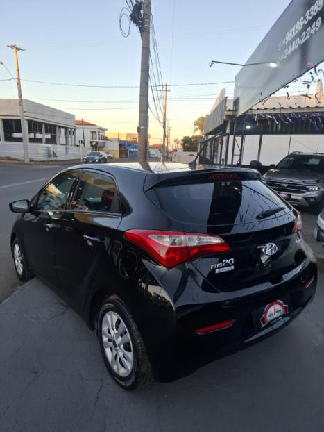 HYUNDAI HB 20 Hatch 1.6 16V 4P COMFORT FLEX AUTOM�TICO, Foto 6