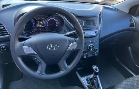 HYUNDAI HB 20 Hatch 1.6 16V 4P FLEX COMFORT PLUS AUTOM�TICO, Foto 5