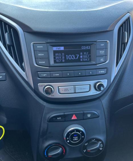 HYUNDAI HB 20 Hatch 1.6 16V 4P FLEX COMFORT PLUS AUTOM�TICO, Foto 6