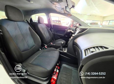 HYUNDAI HB 20 Hatch 1.6 16V 4P FLEX COMFORT PLUS, Foto 8