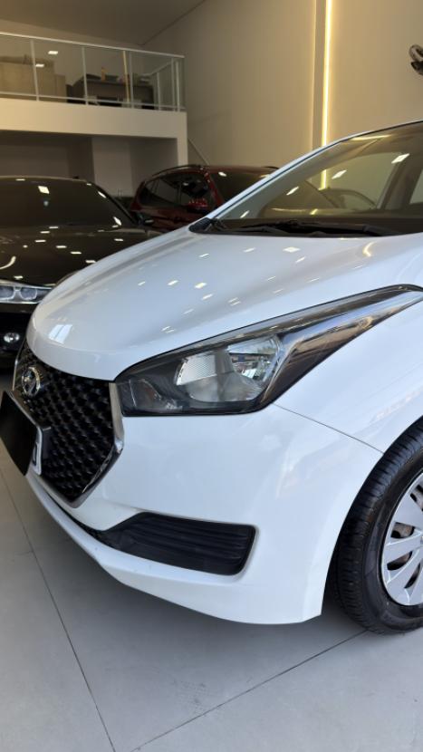 HYUNDAI HB 20 Hatch 1.0 12V 4P FLEX UNIQUE, Foto 4
