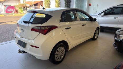 HYUNDAI HB 20 Hatch 1.0 12V 4P FLEX UNIQUE, Foto 6