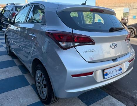 HYUNDAI HB 20 Hatch 1.6 16V 4P FLEX COMFORT PLUS AUTOM�TICO, Foto 3