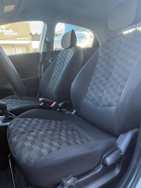 HYUNDAI HB 20 Hatch 1.6 16V 4P FLEX COMFORT PLUS AUTOM�TICO, Foto 8