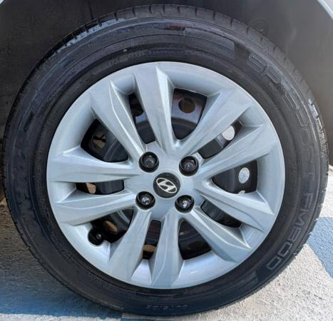 HYUNDAI HB 20 Hatch 1.6 16V 4P FLEX COMFORT PLUS AUTOM�TICO, Foto 11