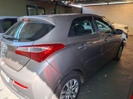 HYUNDAI HB 20 Hatch 1.6 16V 4P FLEX COMFORT PLUS, Foto 3