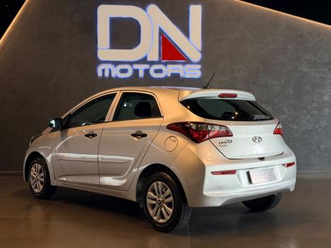 HYUNDAI HB 20 Hatch 1.0 12V 4P FLEX UNIQUE, Foto 4