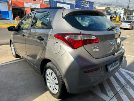HYUNDAI HB 20 Hatch 1.0 12V 4P FLEX UNIQUE, Foto 4