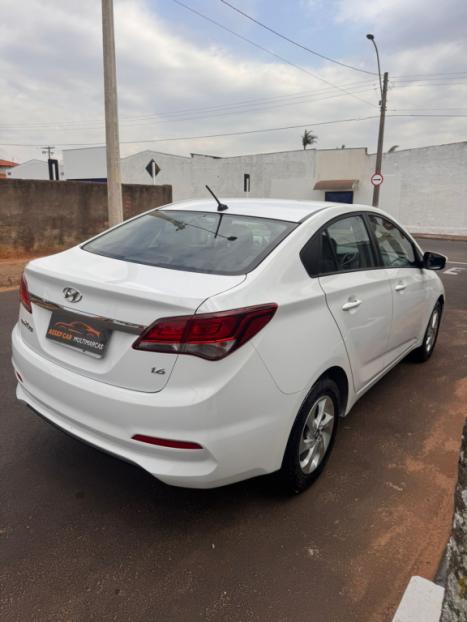 HYUNDAI HB 20 Sedan 1.6 16V 4P FLEX COMFORT PLUS, Foto 3