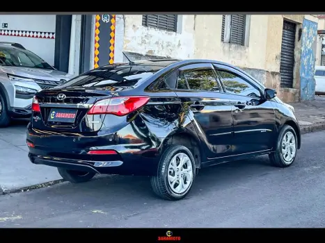 HYUNDAI HB 20 Sedan 1.6 16V 4P FLEX COMFORT PLUS AUTOMTICO, Foto 2