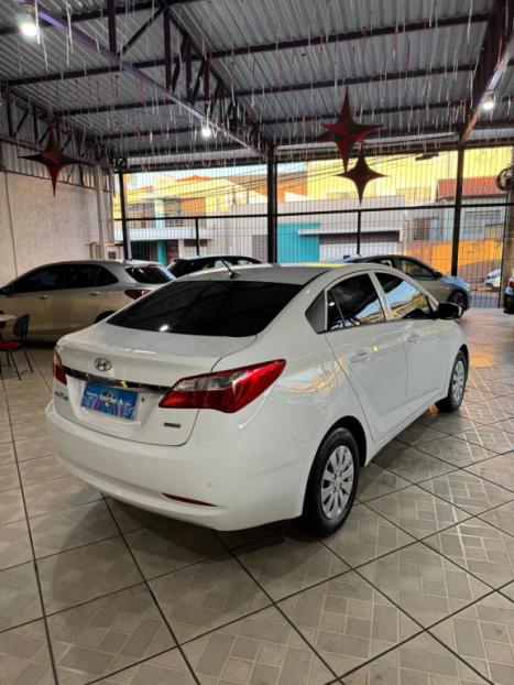 HYUNDAI HB 20 Sedan 1.0 12V 4P FLEX COMFORT PLUS, Foto 3
