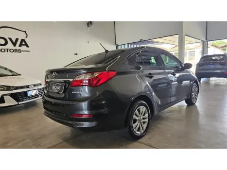 HYUNDAI HB 20 Sedan 1.6 16V 4P FLEX COMFORT AUTOM�TICO, Foto 4