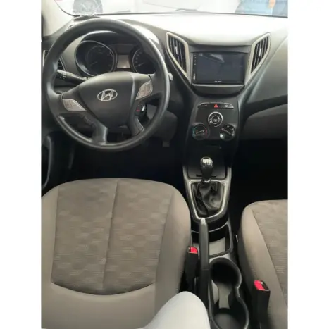HYUNDAI HB 20 Sedan 1.6 16V 4P FLEX COMFORT PLUS, Foto 6