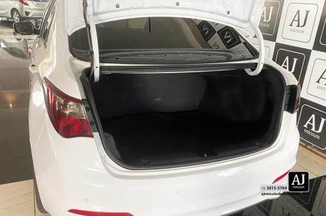HYUNDAI HB 20 Sedan 1.6 16V 4P FLEX COMFORT PLUS, Foto 17