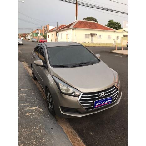 HYUNDAI HB 20 Sedan 1.6 16V 4P FLEX COMFORT PLUS AUTOM�TICO, Foto 3