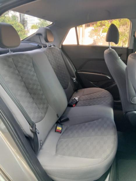 HYUNDAI HB 20 Sedan 1.6 16V 4P FLEX COMFORT PLUS AUTOM�TICO, Foto 8