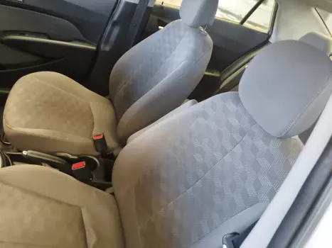 HYUNDAI HB 20 Sedan 1.6 16V 4P FLEX COMFORT AUTOM�TICO, Foto 7