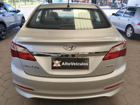 HYUNDAI HB 20 Sedan 1.6 16V 4P FLEX COMFORT AUTOM�TICO, Foto 15