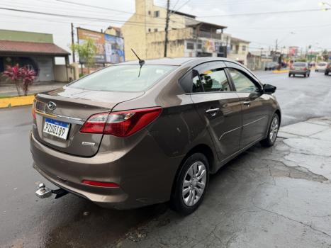 HYUNDAI HB 20 Sedan 1.6 16V 4P FLEX COMFORT PLUS AUTOM�TICO, Foto 4
