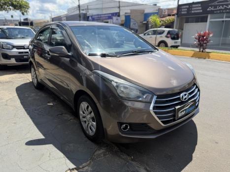 HYUNDAI HB 20 Sedan 1.6 16V 4P FLEX COMFORT PLUS AUTOM�TICO, Foto 3