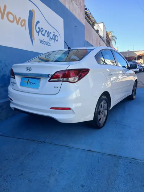 HYUNDAI HB 20 Sedan 1.6 16V 4P FLEX COMFORT STYLE, Foto 14