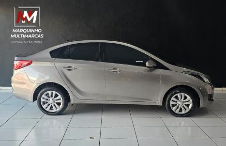 HYUNDAI HB 20 Sedan 1.6 16V 4P FLEX COMFORT PLUS, Foto 4