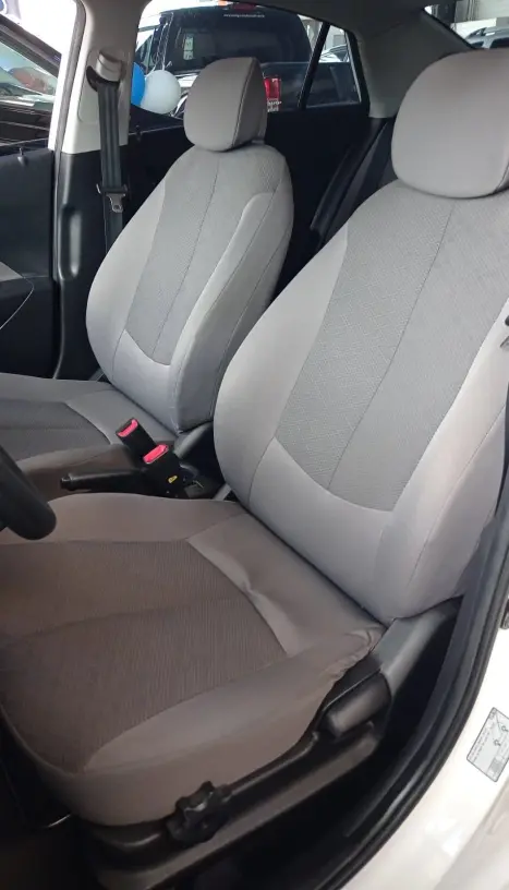 HYUNDAI HB 20 Sedan 1.0 12V 4P FLEX COMFORT PLUS, Foto 7