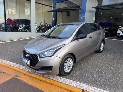 HYUNDAI HB 20 Sedan 1.0 12V 4P FLEX UNIQUE, Foto 2