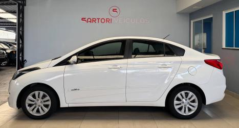 HYUNDAI HB 20 Sedan 1.0 12V 4P FLEX COMFORT PLUS, Foto 4