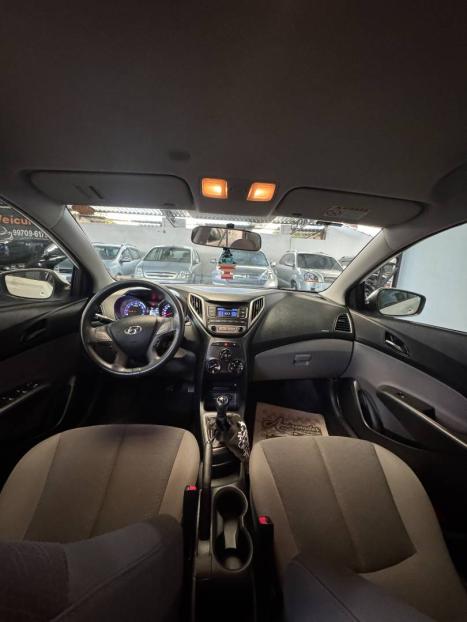 HYUNDAI HB 20 Sedan 1.0 12V 4P FLEX COMFORT PLUS, Foto 10