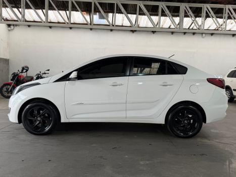 HYUNDAI HB 20 Sedan 1.6 16V 4P FLEX COMFORT PLUS, Foto 8
