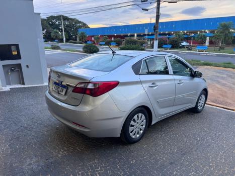 HYUNDAI HB 20 Sedan 1.6 16V 4P FLEX COMFORT PLUS, Foto 3