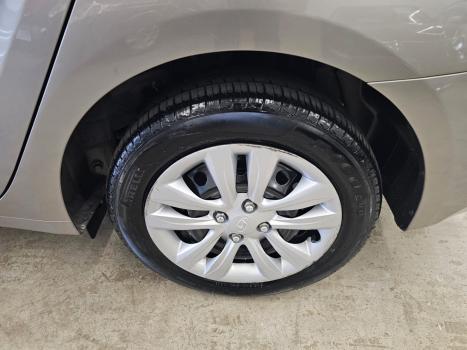 HYUNDAI HB 20 Sedan 1.6 16V 4P FLEX COMFORT PLUS AUTOM�TICO, Foto 19