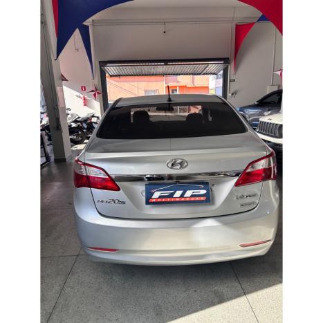 HYUNDAI HB 20 Sedan 1.6 16V 4P FLEX COMFORT PLUS AUTOM�TICO, Foto 3