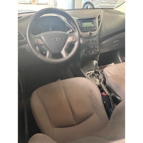 HYUNDAI HB 20 Sedan 1.6 16V 4P FLEX COMFORT PLUS AUTOM�TICO, Foto 4