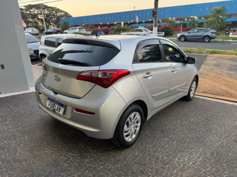 HYUNDAI HB 20 Sedan 1.0 12V 4P FLEX COMFORT PLUS, Foto 3