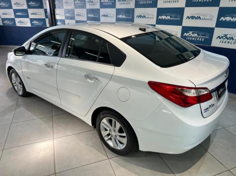 HYUNDAI HB 20 Sedan 1.6 16V 4P FLEX PREMIUM AUTOM�TICO, Foto 4