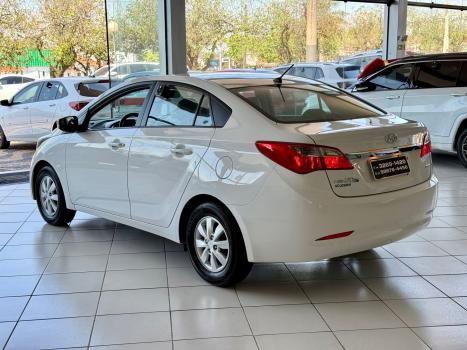 HYUNDAI HB 20 Sedan 1.0 12V 4P FLEX COMFORT PLUS, Foto 4