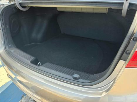 HYUNDAI HB 20 Sedan 1.6 16V 4P FLEX COMFORT PLUS, Foto 9