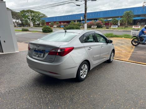 HYUNDAI HB 20 Sedan 1.6 16V 4P FLEX COMFORT PLUS AUTOMÁTICO, Foto 3