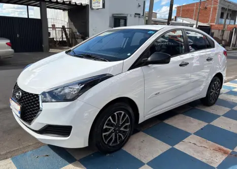 HYUNDAI HB 20 Sedan 1.0 12V 4P FLEX UNIQUE, Foto 3