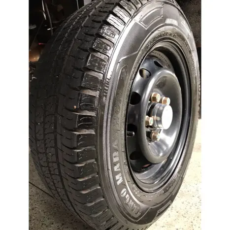 HYUNDAI HR 2.5 TCI HD DIESEL CARROCERIA DE MADEIRA, Foto 8