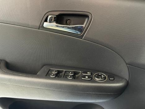 HYUNDAI I30 2.0 16V 4P, Foto 7