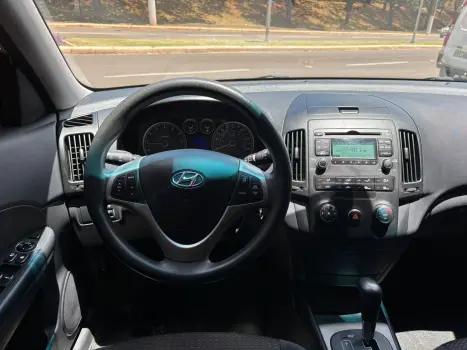 HYUNDAI I30 2.0 16V 4P AUTOM�TICO, Foto 6